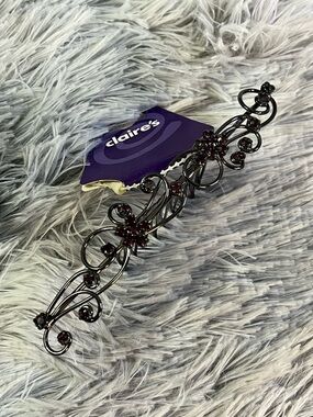 Claire’s Purple Stones Hair Clip